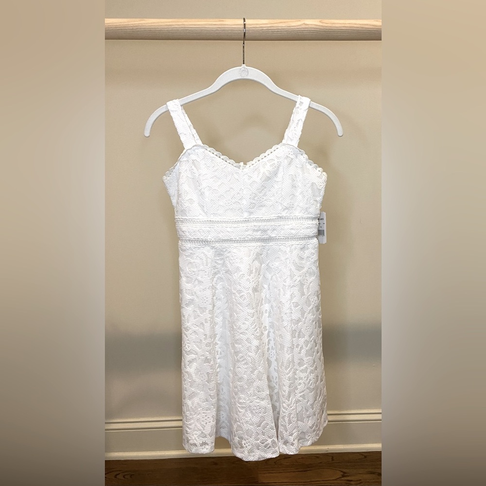 Dillard’s - Poppies and Roses Dress in White - Size 12 Children’s